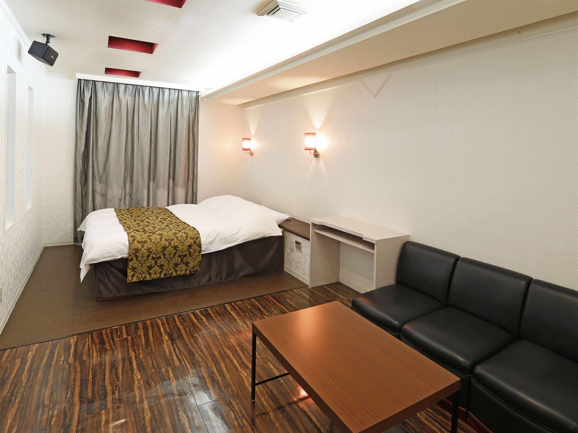 Hotel Fine Garden Gifu (Adults Only) Kakamigahara Ngoại thất bức ảnh